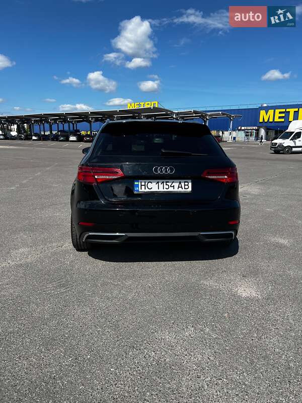 Хетчбек Audi A3 2018 в Львові