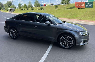 Седан Audi A3 2019 в Тернополі