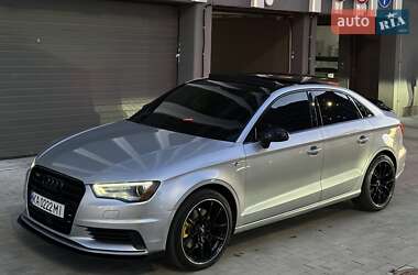 Седан Audi A3 2016 в 
