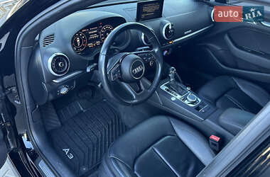 Седан Audi A3 2016 в 
