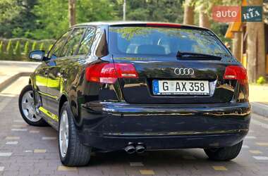 Хэтчбек Audi A3 2005 в 