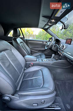 Кабриолет Audi A3 2018 в 