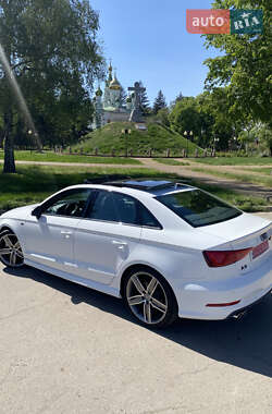 Седан Audi A3 2015 в 