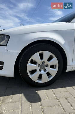 Хетчбек Audi A3 2011 в 