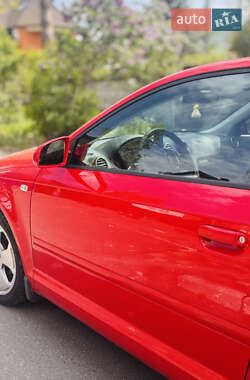 Хэтчбек Audi A3 2007 в 
