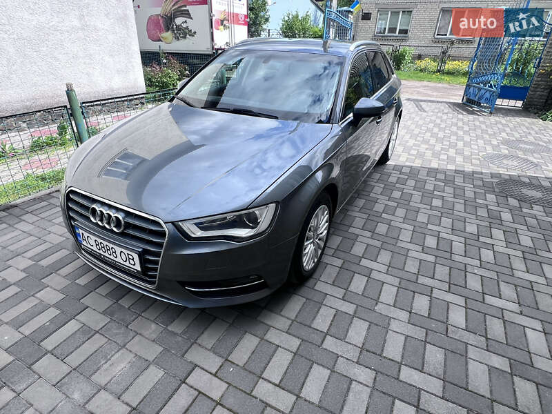 Хетчбек Audi A3 2015 в Горохові