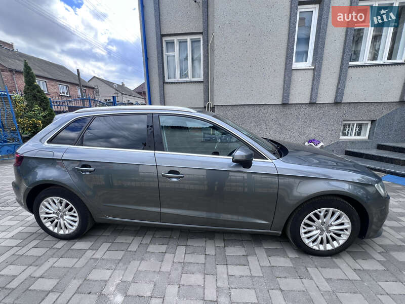 Хетчбек Audi A3 2015 в Горохові