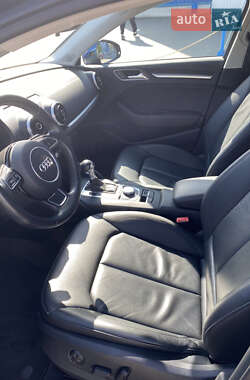 Седан Audi A3 2015 в 
