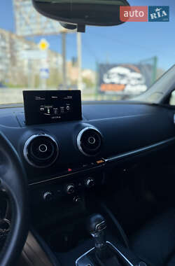 Седан Audi A3 2014 в 