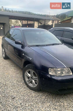 Хэтчбек Audi A3 1999 в 