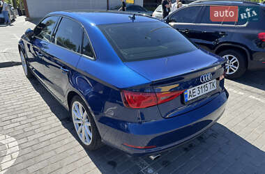 Седан Audi A3 2015 в Днепре