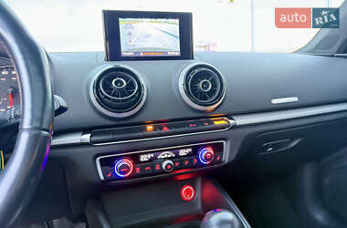 Седан Audi A3 2016 в 