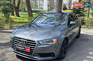 Седан Audi A3 2014 в Києві