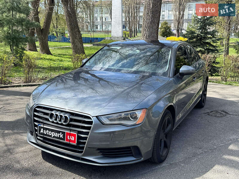 Седан Audi A3 2014 в 