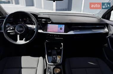 Седан Audi A3 2021 в 