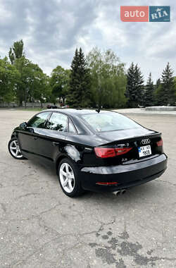 Седан Audi A3 2015 в 