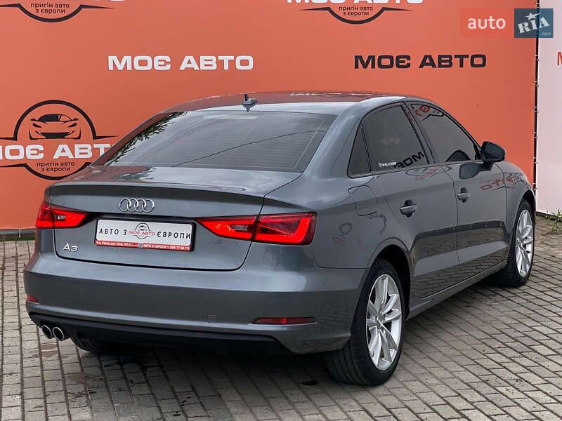 Седан Audi A3 2014 в Рівному