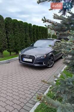 Седан Audi A3 2017 в 