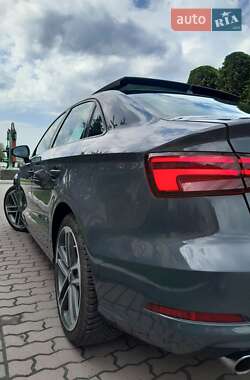 Седан Audi A3 2017 в 