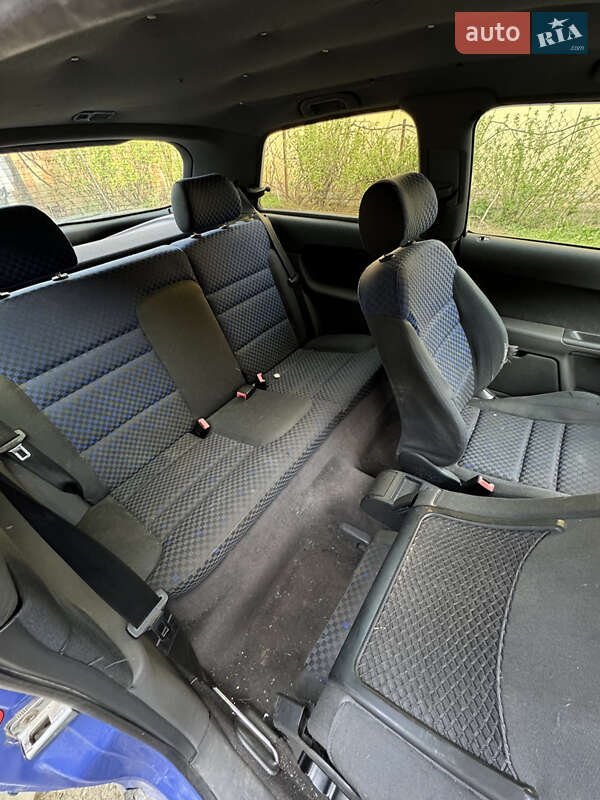 Хэтчбек Audi A3 2000 в Черновцах