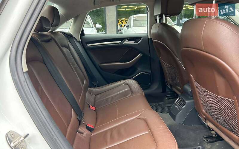 Седан Audi A3 2014 в Черновцах