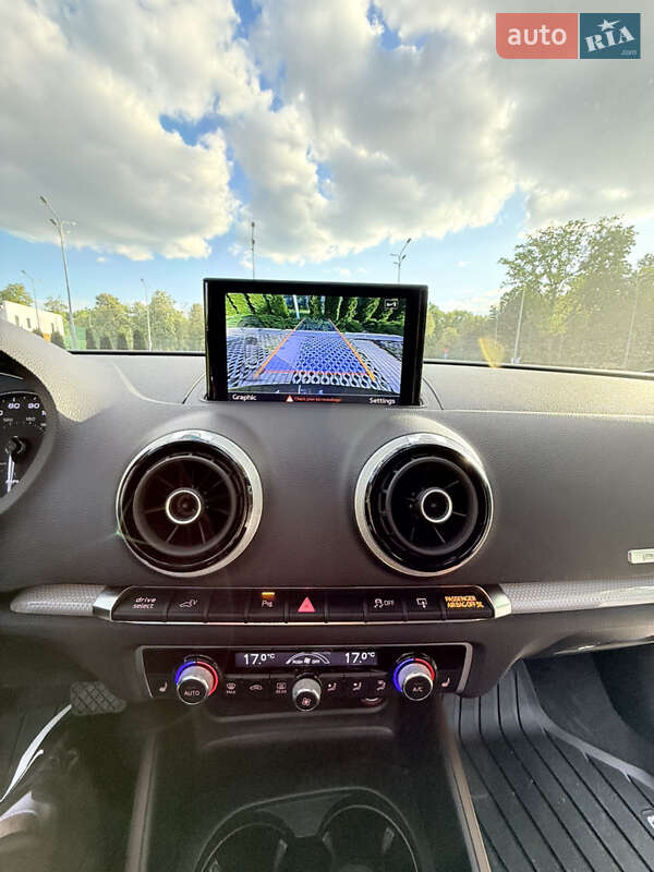 Хетчбек Audi A3 2016 в Харкові