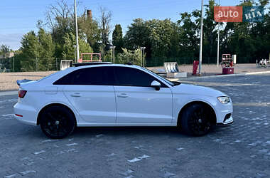 Седан Audi A3 2014 в 