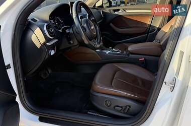 Седан Audi A3 2015 в 