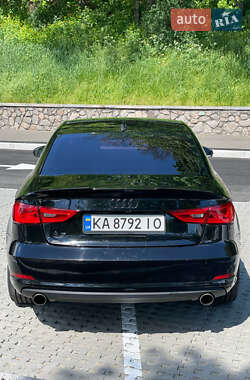 Седан Audi A3 2014 в 