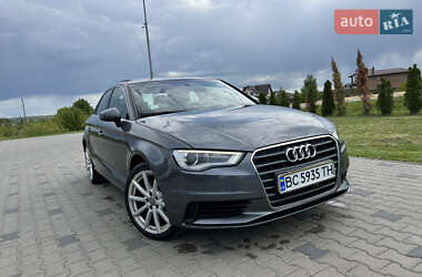 Седан Audi A3 2014 в 