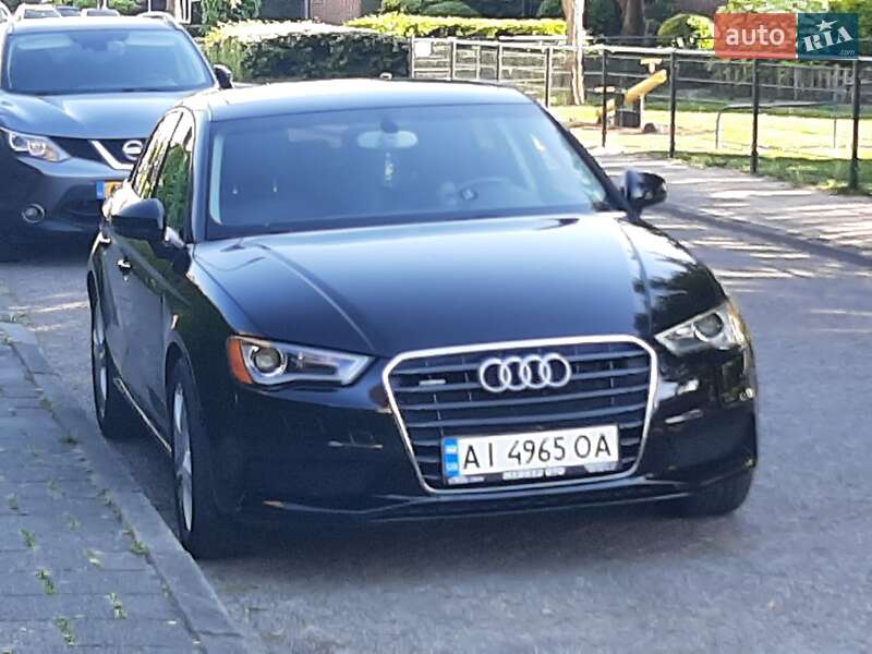Седан Audi A3 2015 в 