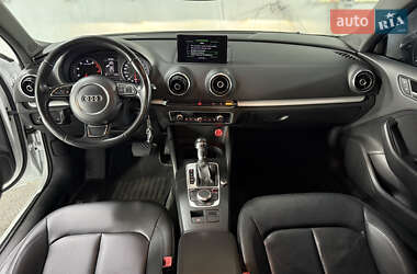 Седан Audi A3 2015 в 