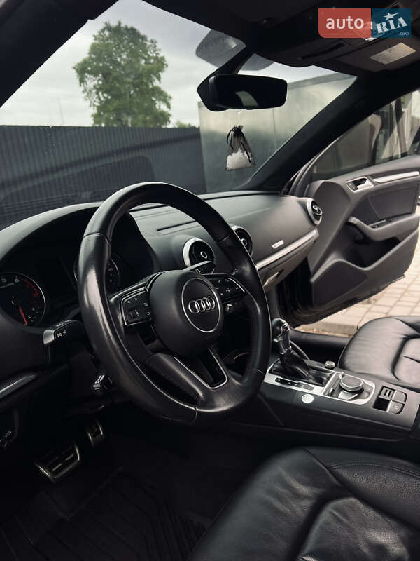 Седан Audi A3 2017 в Хырове