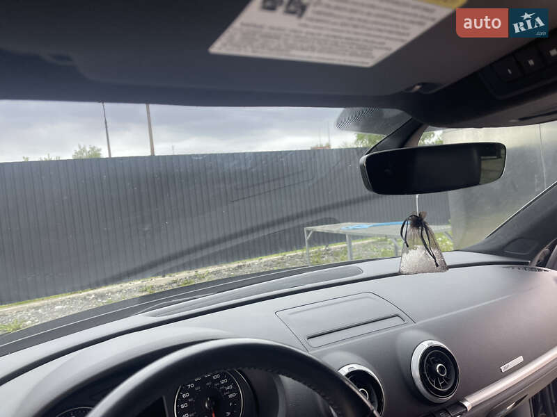 Седан Audi A3 2017 в Хырове
