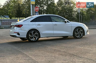 Седан Audi A3 2022 в 