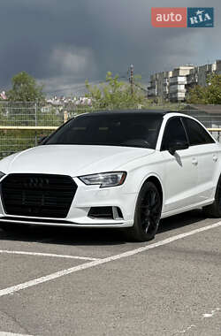 Седан Audi A3 2017 в 