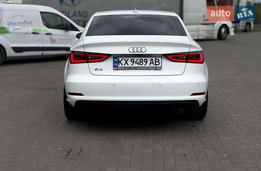 Седан Audi A3 2015 в 