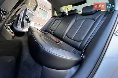 Седан Audi A3 2016 в 