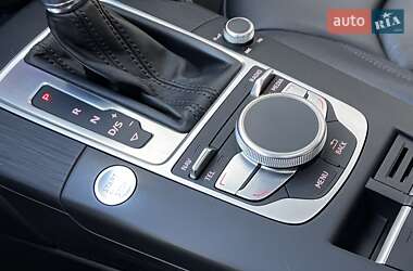 Седан Audi A3 2016 в 