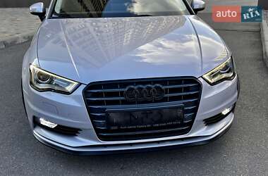 Седан Audi A3 2016 в 