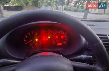 Хэтчбек Audi A3 1999 в 