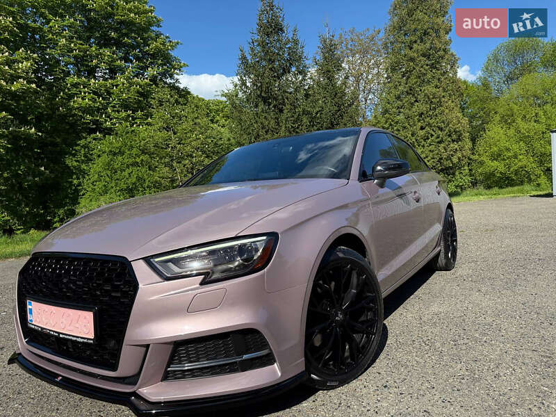 Седан Audi A3 2019 в Бурштыне