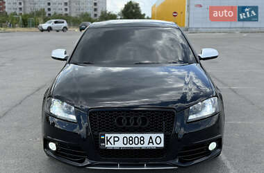 Хетчбек Audi A3 2012 в 
