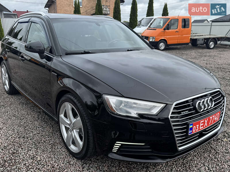 Хэтчбек Audi A3 2017 в Луцке