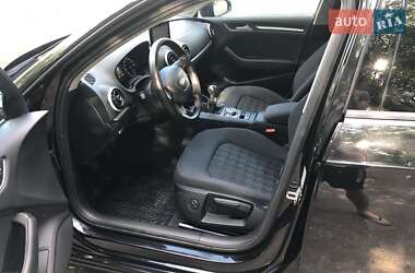 Хэтчбек Audi A3 2014 в 