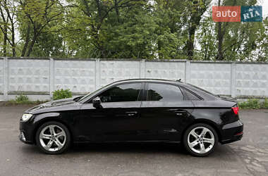 Седан Audi A3 2016 в 
