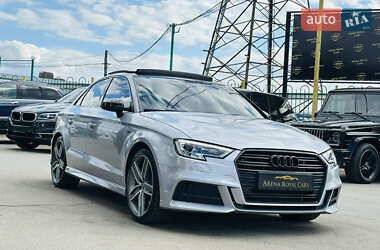 Седан Audi A3 2016 в 