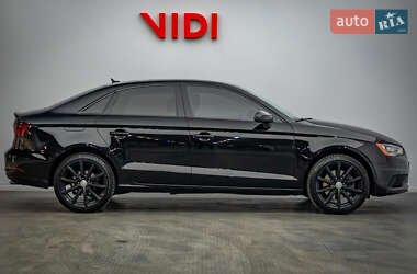 Седан Audi A3 2015 в 