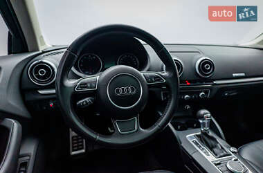 Седан Audi A3 2015 в 