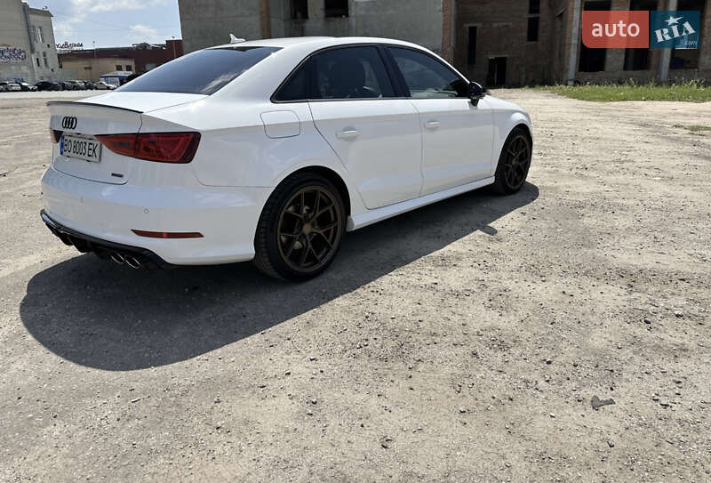 Седан Audi A3 2015 в Тернополе